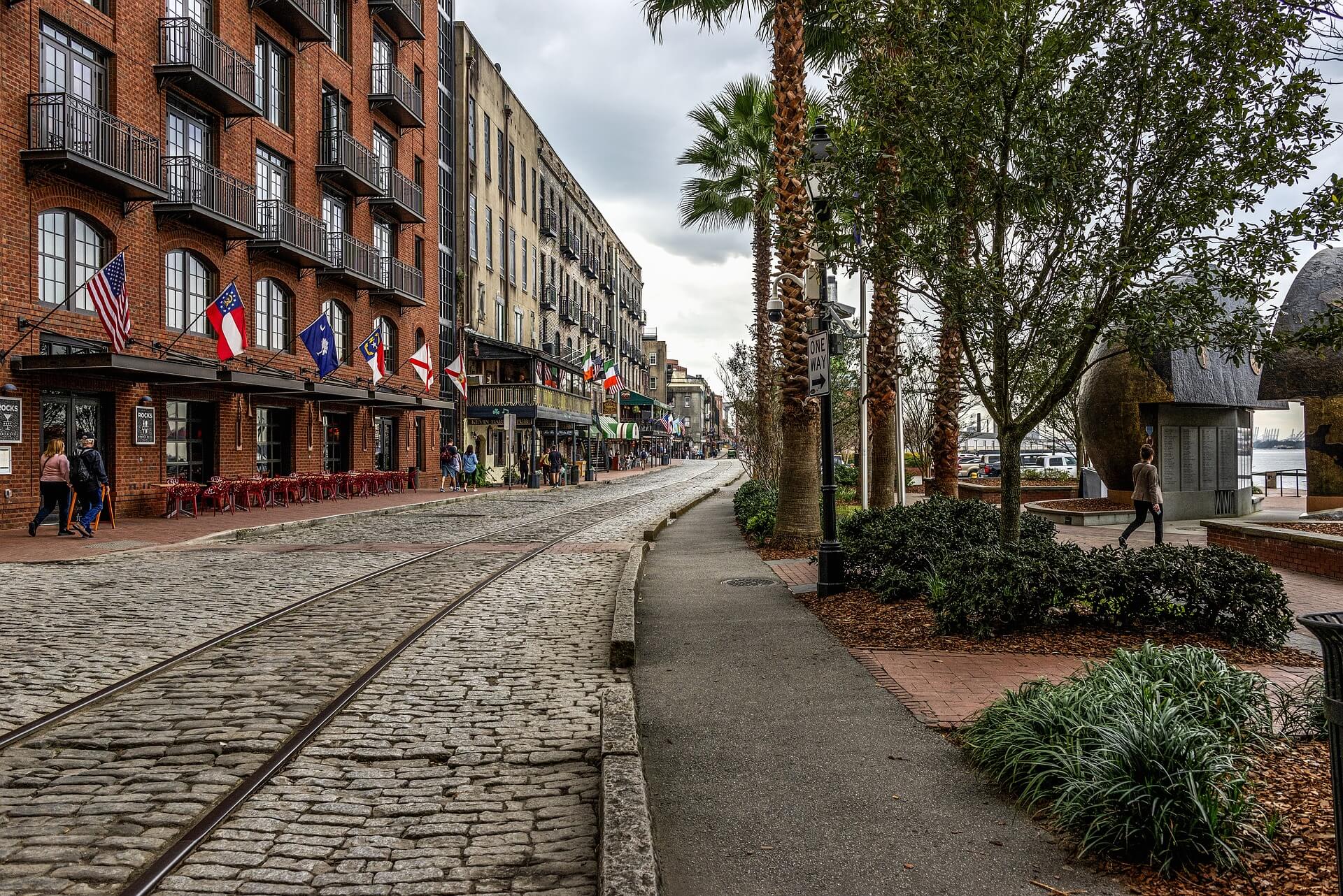 Savannah river street | FlyCheapAlways